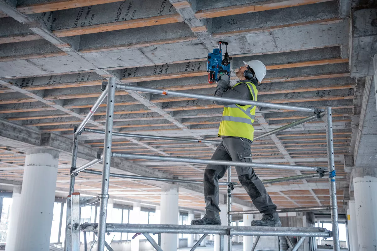 Perforateur sans fil GBH 18V-28 C Professional solo